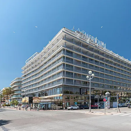 Lovely Center Heart - Ac Apartment *