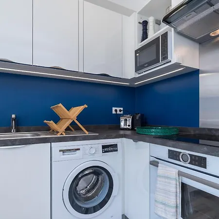 Lovely Center Heart - Ac Apartment