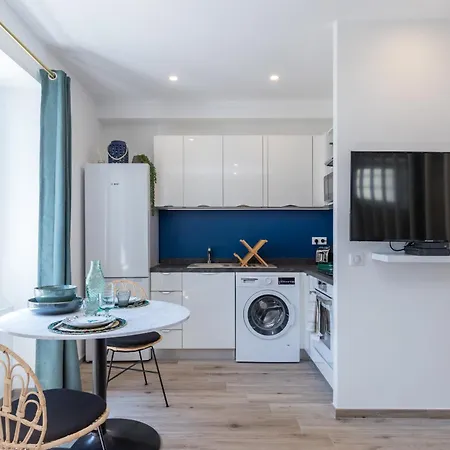 Lovely Center Heart - Ac Apartment